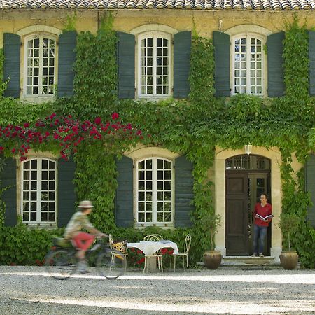 Les Gites Du Domaine De Rhodes Avignon Exteriör bild